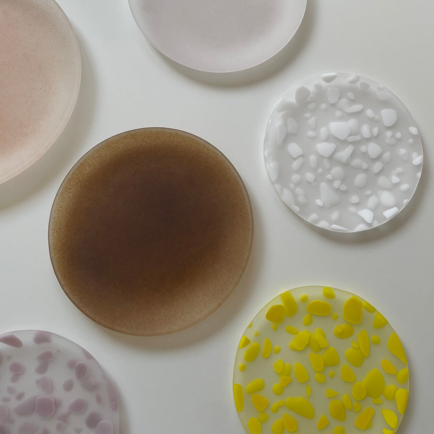 Ouglasswork | Frit OUPLATE
