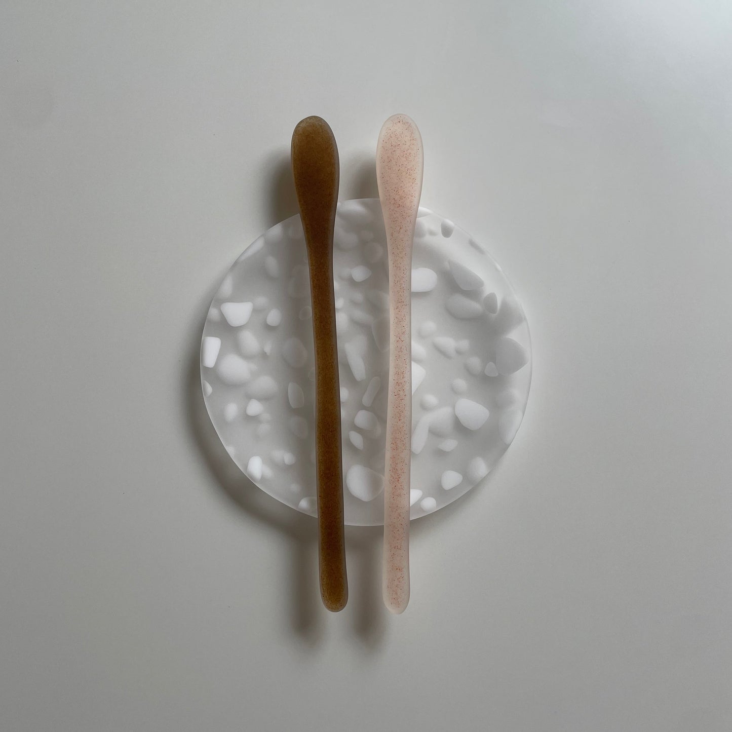 Ouglasswork | Frit OUPLATE